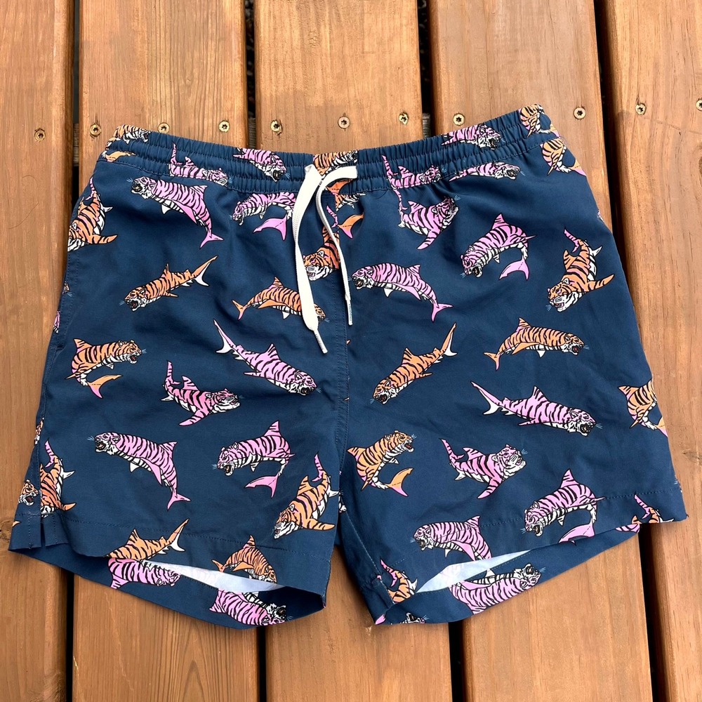 Chubbies Swim Trunks Navy Blue Tiger Shark Print Boys Youth Large 14/16